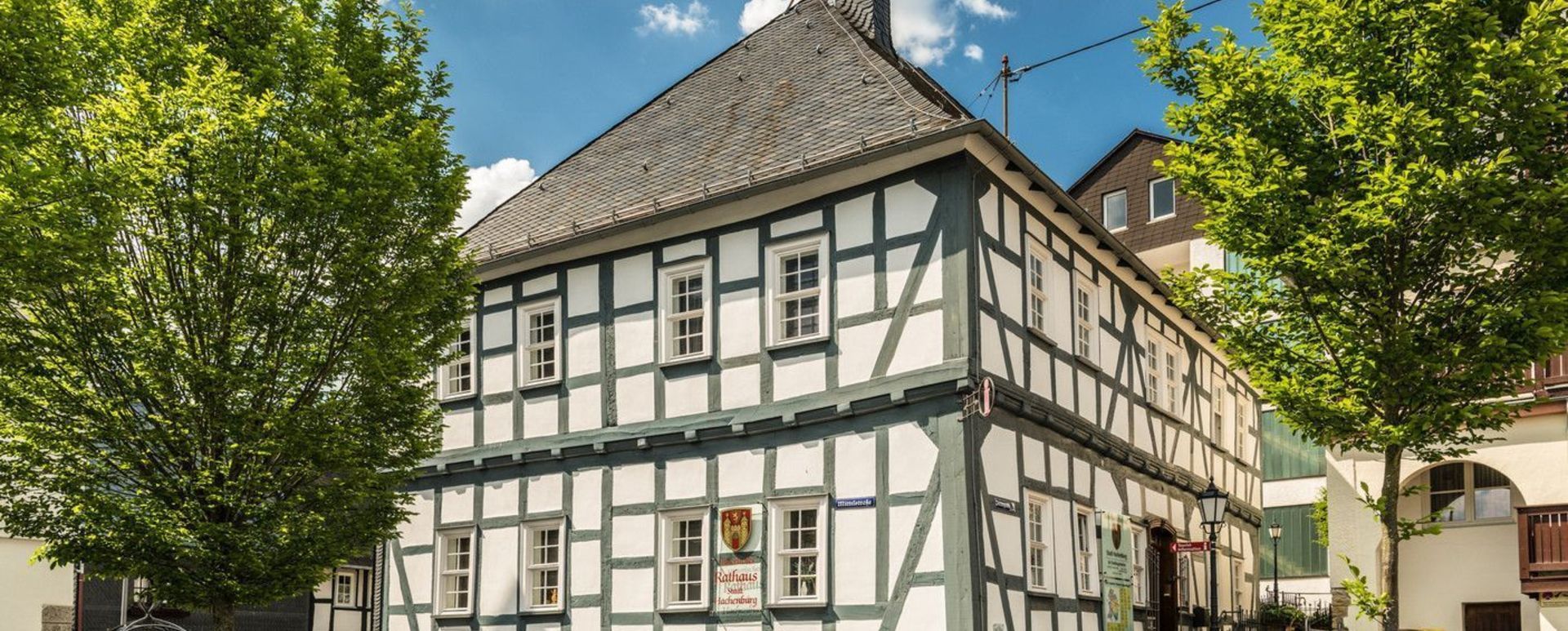 Das Alte Rathaus in Hachenburg mit einer Dauerausstellung zur Stadtgeschichte im Gewölbekeller