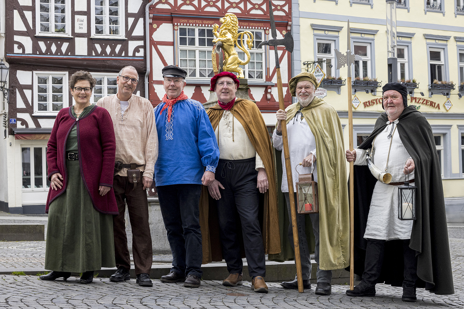Stadtführer im historischen Gewand 